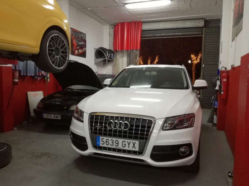 Interior local Taller Nespereira